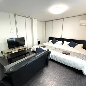 아파트 Fuji Heights, 오사카